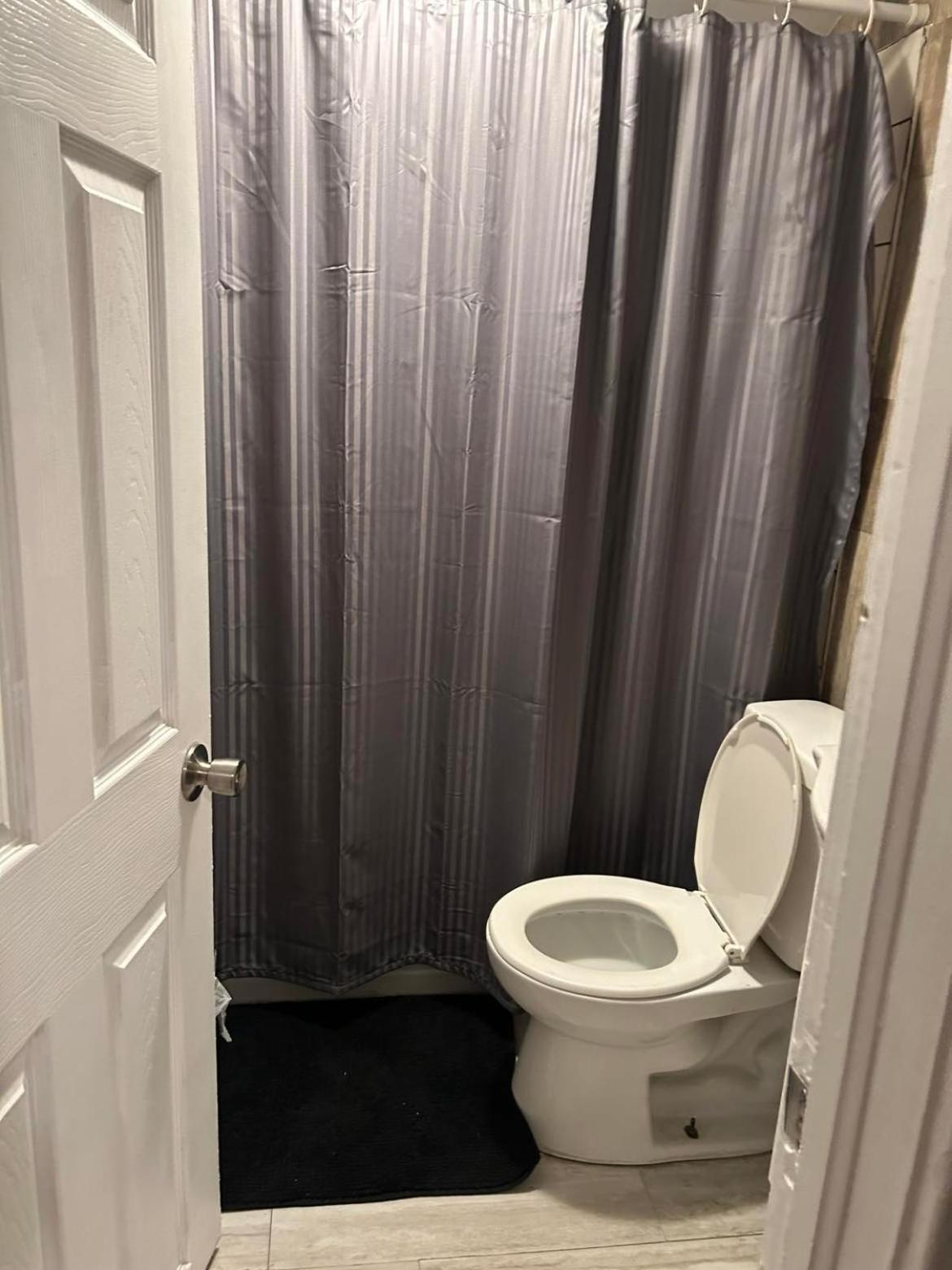 Maryland Homestay In Winnpeg Downtown Winnipeg Kamer foto